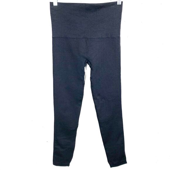 Spanx Womens Seamless Leggings Soft Nylon Stretch Shaping Black Size Medium - Picture 5 of 6